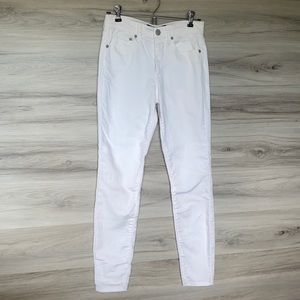EUC- Aeropostale High Waisted Jegging, White